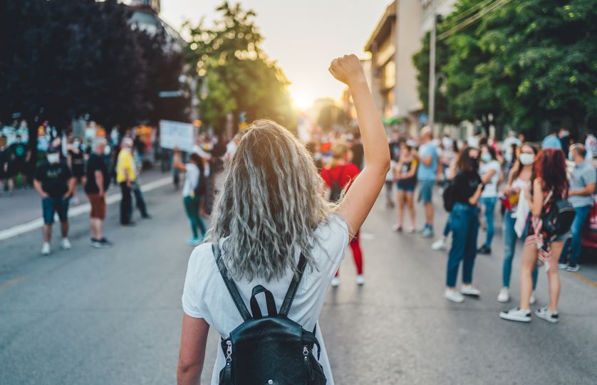 LISSIA > Se développer personnellement en tant que femme dans une société patriarcale : le parcours du combattant ?