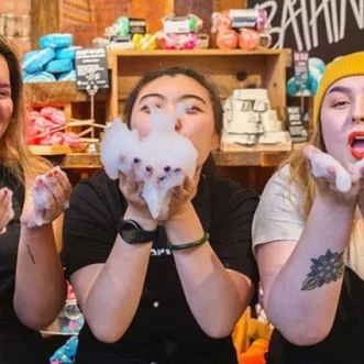 Lush, ou l’élan créatif  au service d’un monde meilleur
